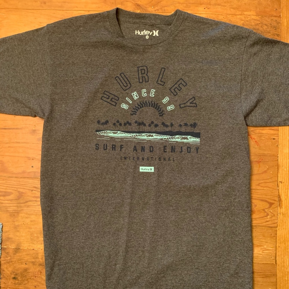 Hurley tee